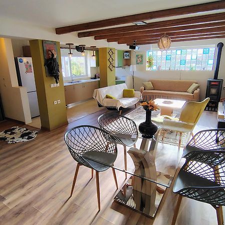 Katia 'S Country House Sikion Exterior foto